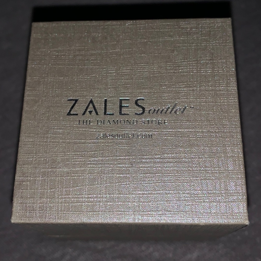 Zales ring